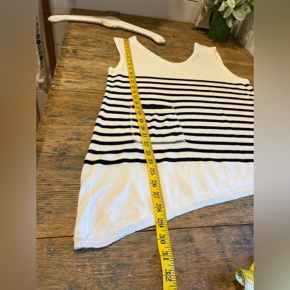 ORLY – Striped Sleeveless Knit Top – Size L - Picture 7 of 7